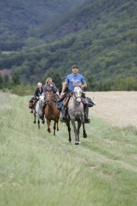 Randonnée à cheval dans le Val de Sioule (03)